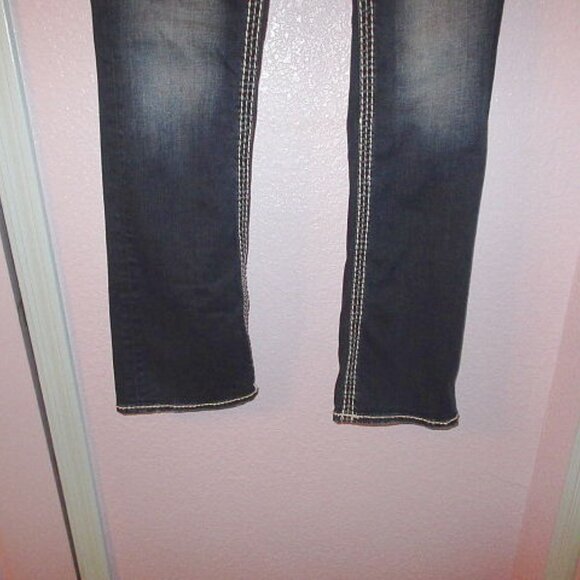 Rock Revival Marie Bootcut Jeans 28x33 Bling Low Rise Flap Pocket Fleur di Lis - Picture 5 of 12
